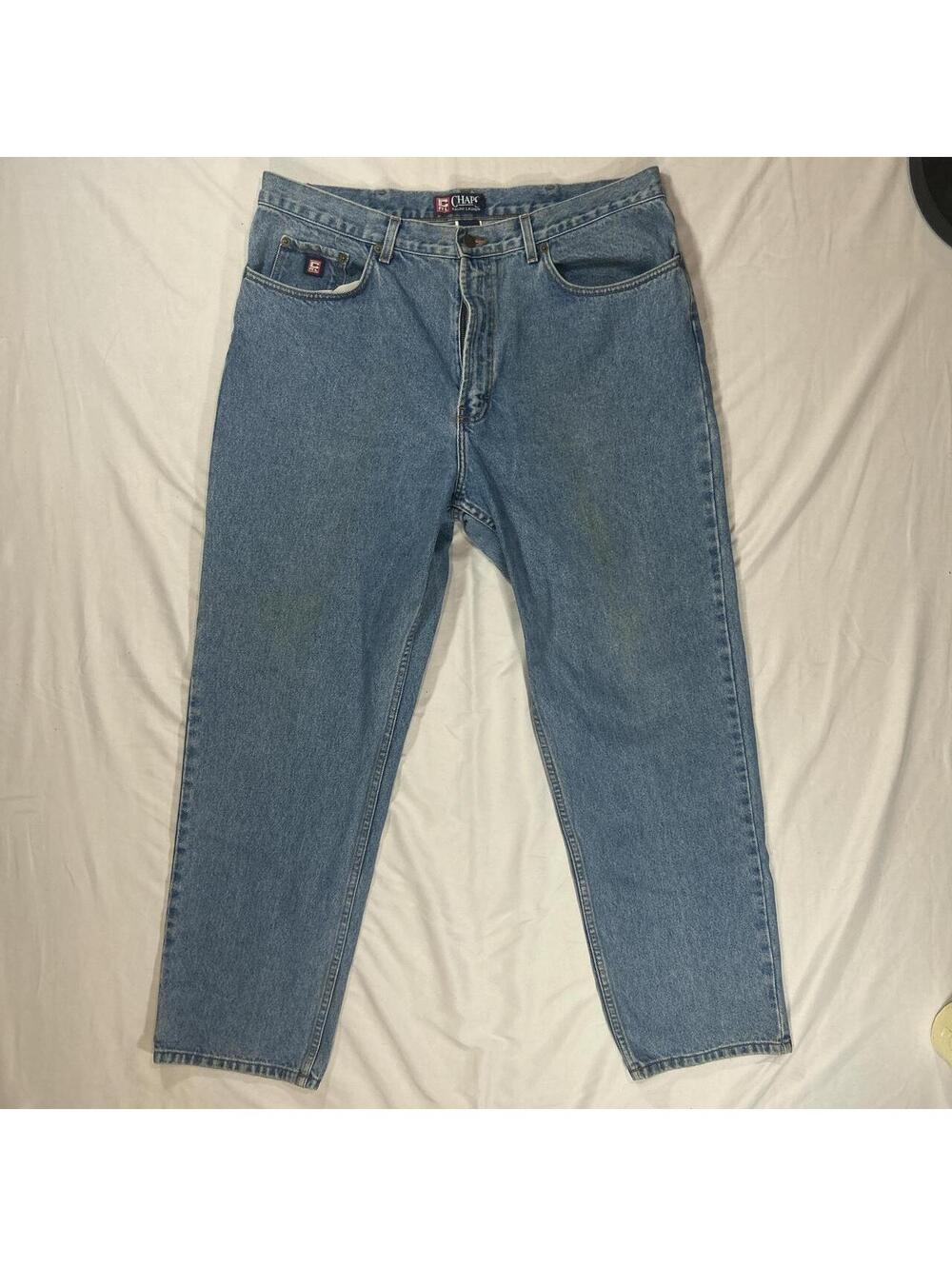 Vintage Y2K Chaps Ralph Lauren relaxed fit jeans.